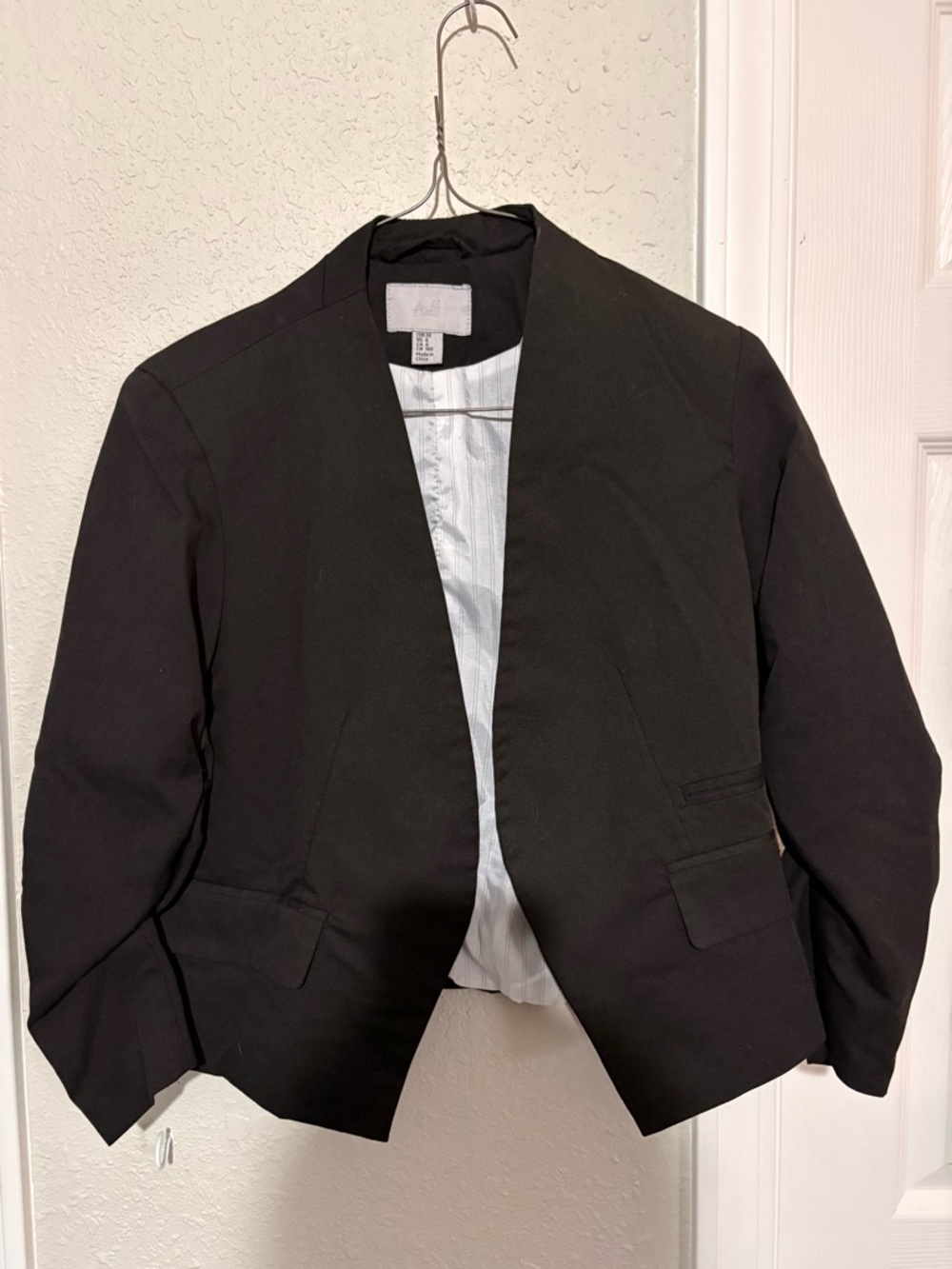 Aritzia Black Open-Front Cropped Blazer